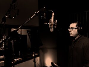 Emiliano Cadena singer